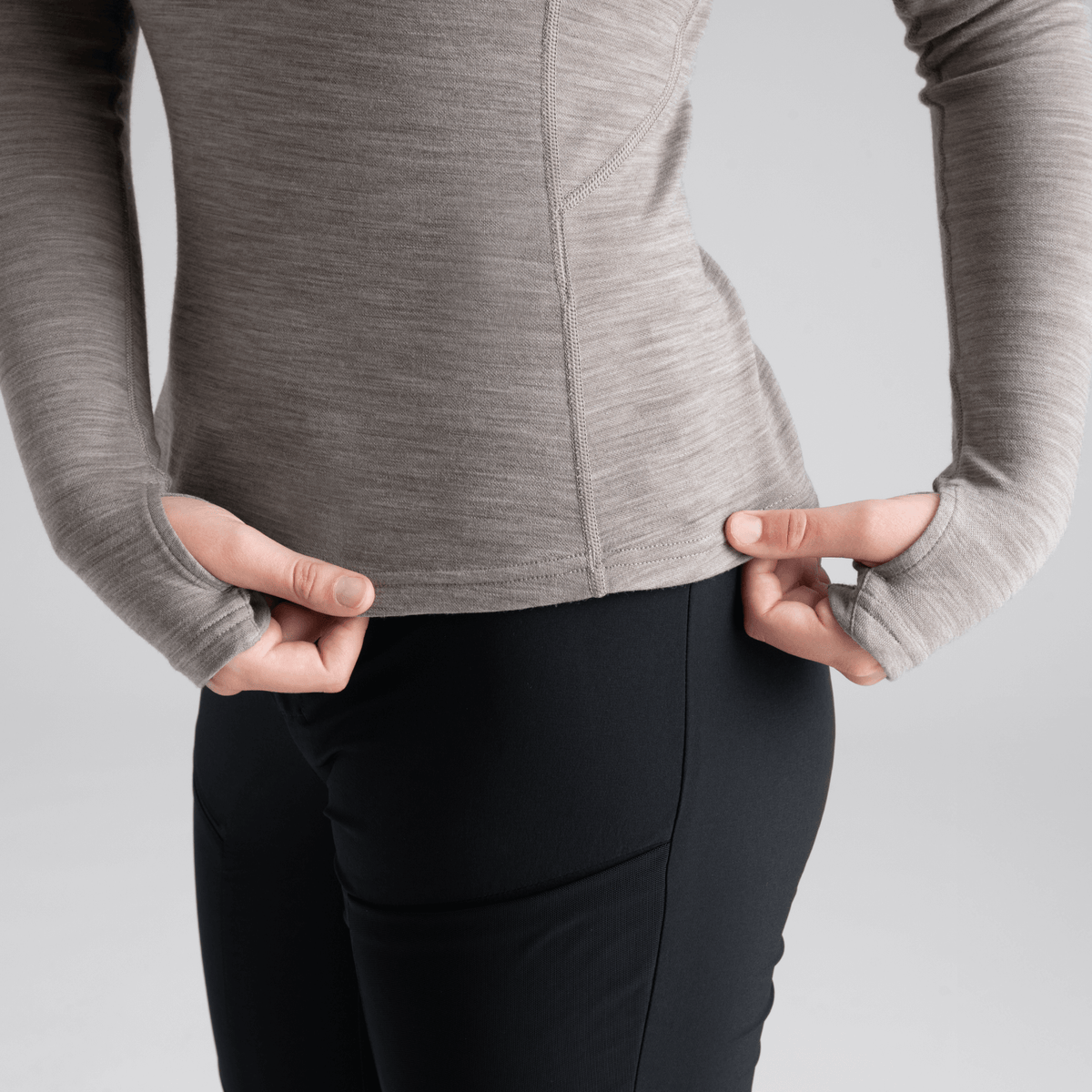 Hejma Women's Merino Zip Top — Beige