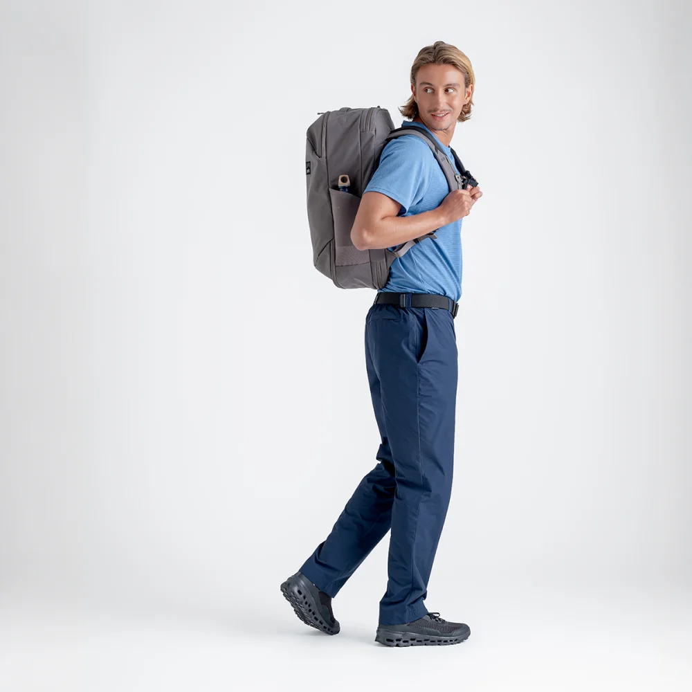 Monda 40l Carry On Backpack — Black